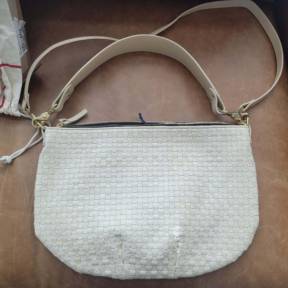 Clare V Moyen Messenger Buttercream